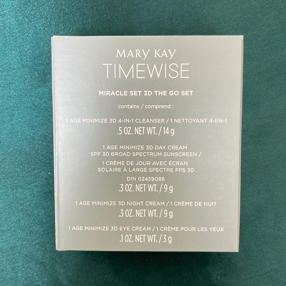 Mary Kay Timewise Miracle 3-D The Go Set